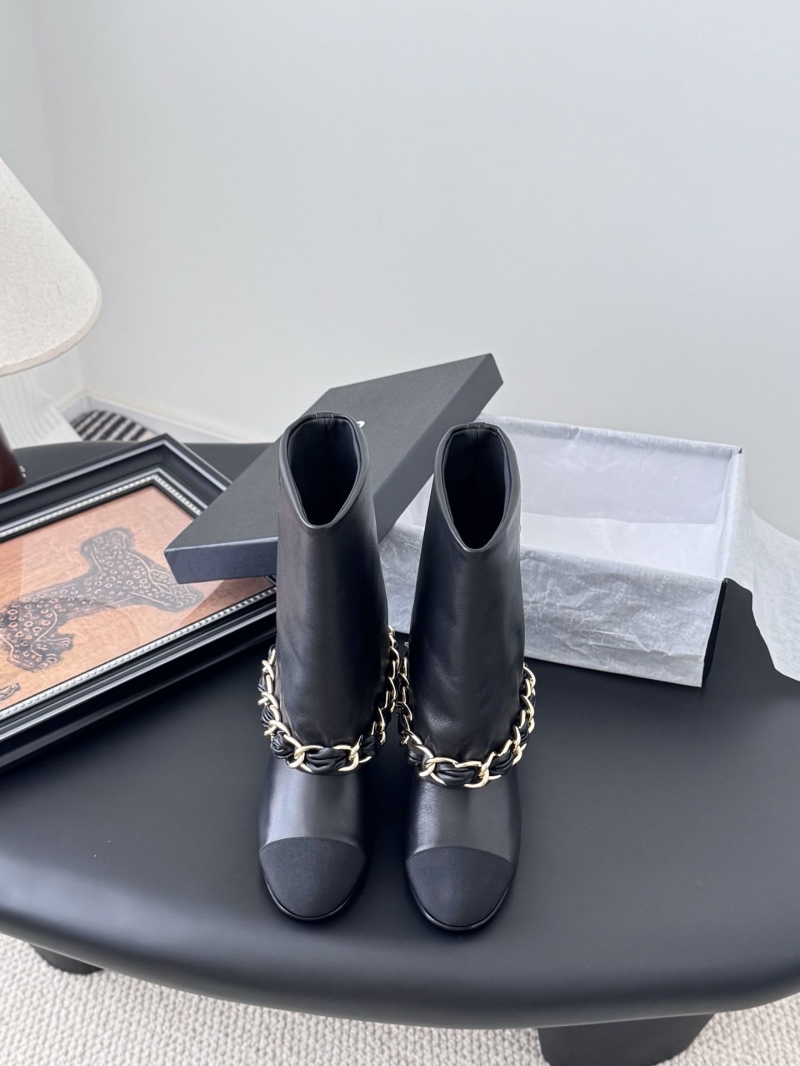 Ch**el boots